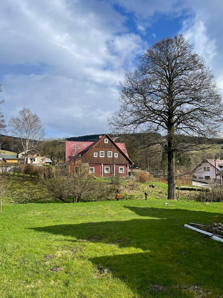 Prodej stavebního pozemku 554 m² – fotografie 2