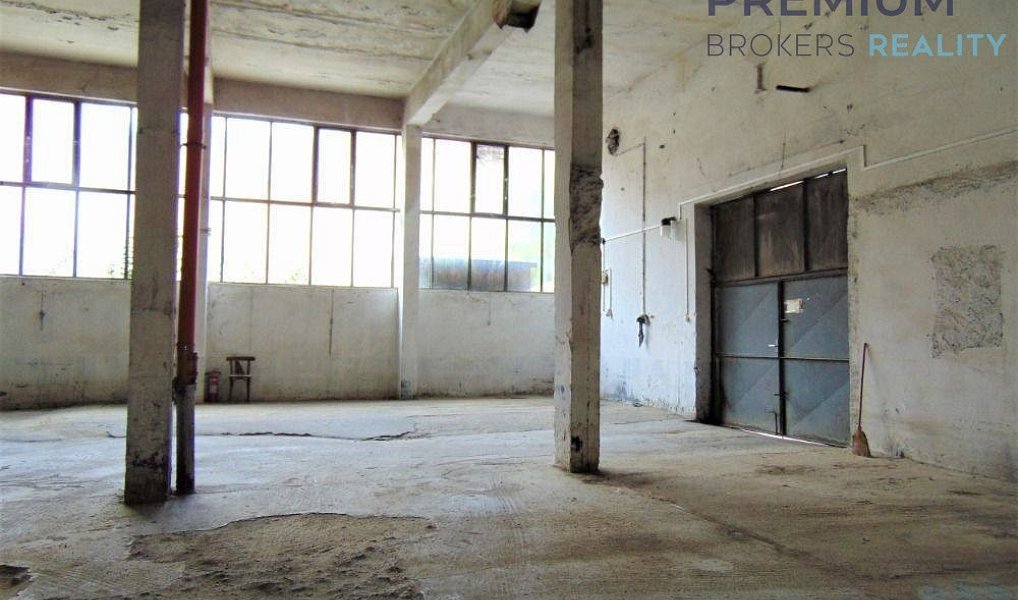 Pronájem garážového stání 25 m2, Žatec, Žatec – náhled fotky 2