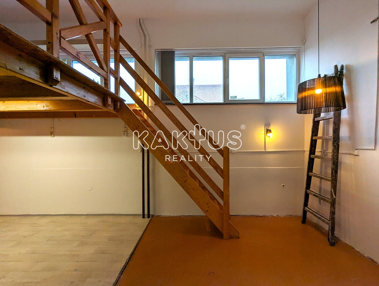 Pronájem obchodních prostor 54 m² — photo 5