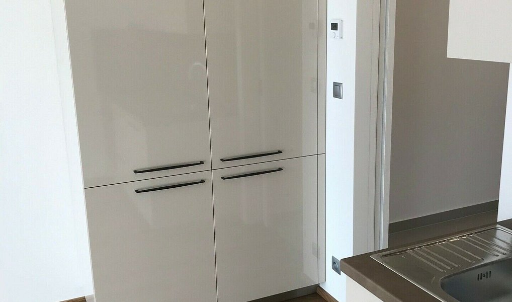 Prodej bytu 1+kk 34 m², Praha – náhled fotky 3
