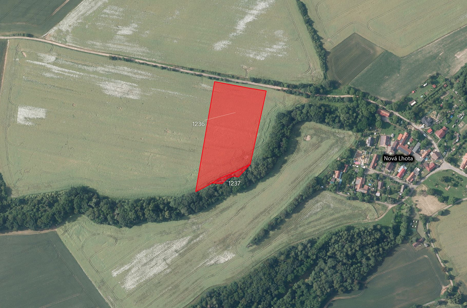 Prodej pole 15 956 m²