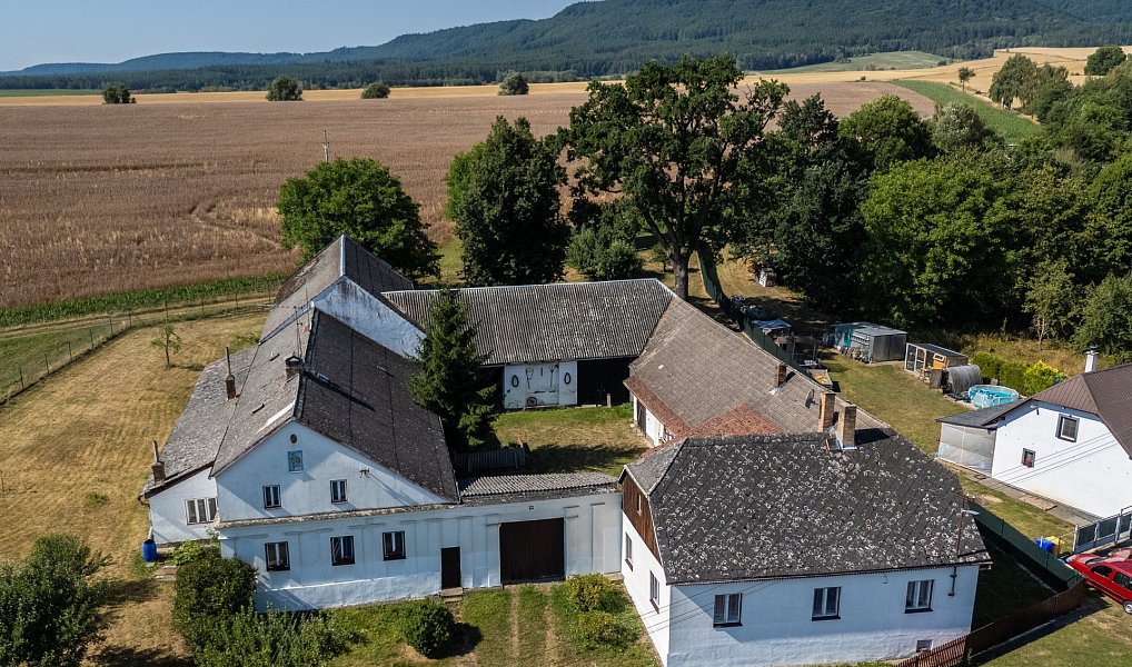 Prodej domu 400 m² s pozemkem 4 371 m², Moravská Třebová – náhled fotky 2