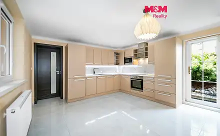Prodej domu 184 m² s pozemkem 1 113 m², Nádražní, Bor, okres Tachov