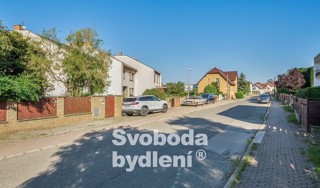 Prodej domu 222 m² s pozemkem 344 m², Praha – náhled fotky 43