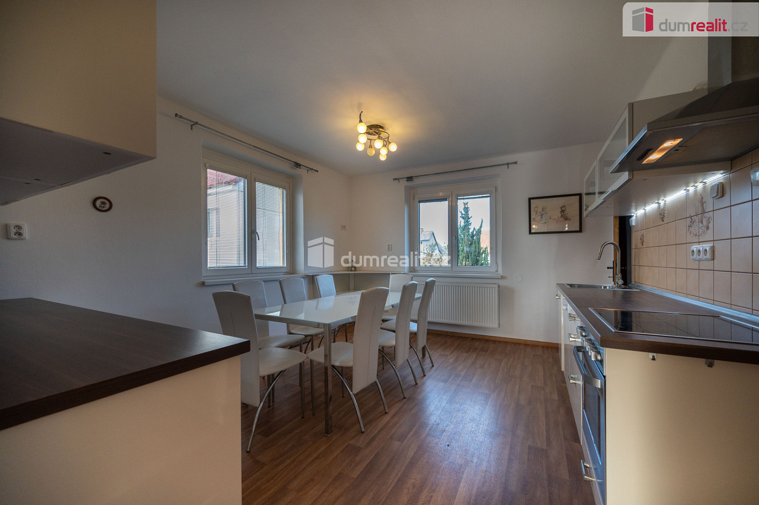 Pronájem domu 241 m² s pozemkem 826 m² — photo 5