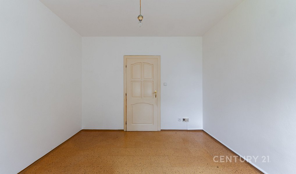 Prodej domu 273 m² s pozemkem 3 348 m², Lom – náhled fotky 23