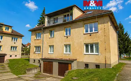 Prodej bytu 2+1 54 m², Ladova, Benešov