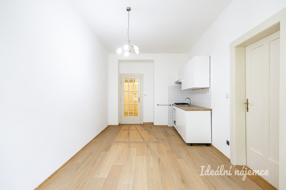 Pronájem bytu 2+kk 52 m² – fotografie 4