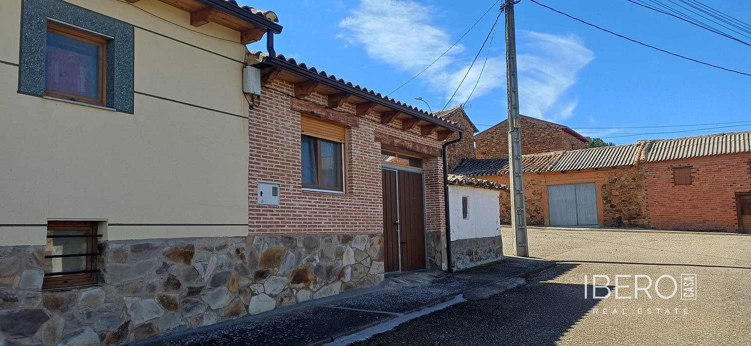 Prodej domu 355 m² s pozemkem 355 m²