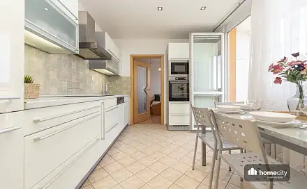 Prodej bytu 3+1 72 m², Žitná, Pardubice - Zelené Předměstí