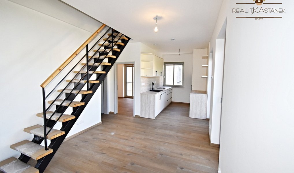 Pronájem bytu 4+kk 80 m², Frýdlant – náhled fotky 4
