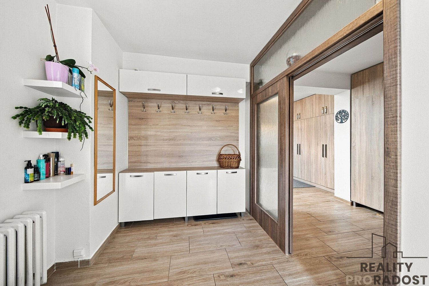 Prodej domu 190 m² s pozemkem 324 m² – fotografie 3