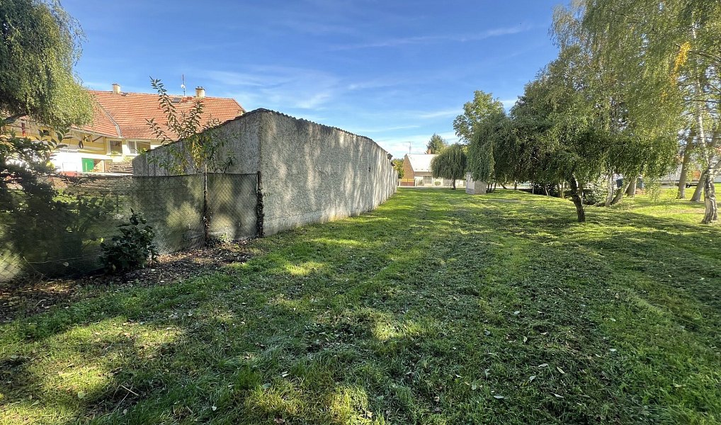 Prodej stavebního pozemku 9 180 m², Ledce – náhled fotky 22