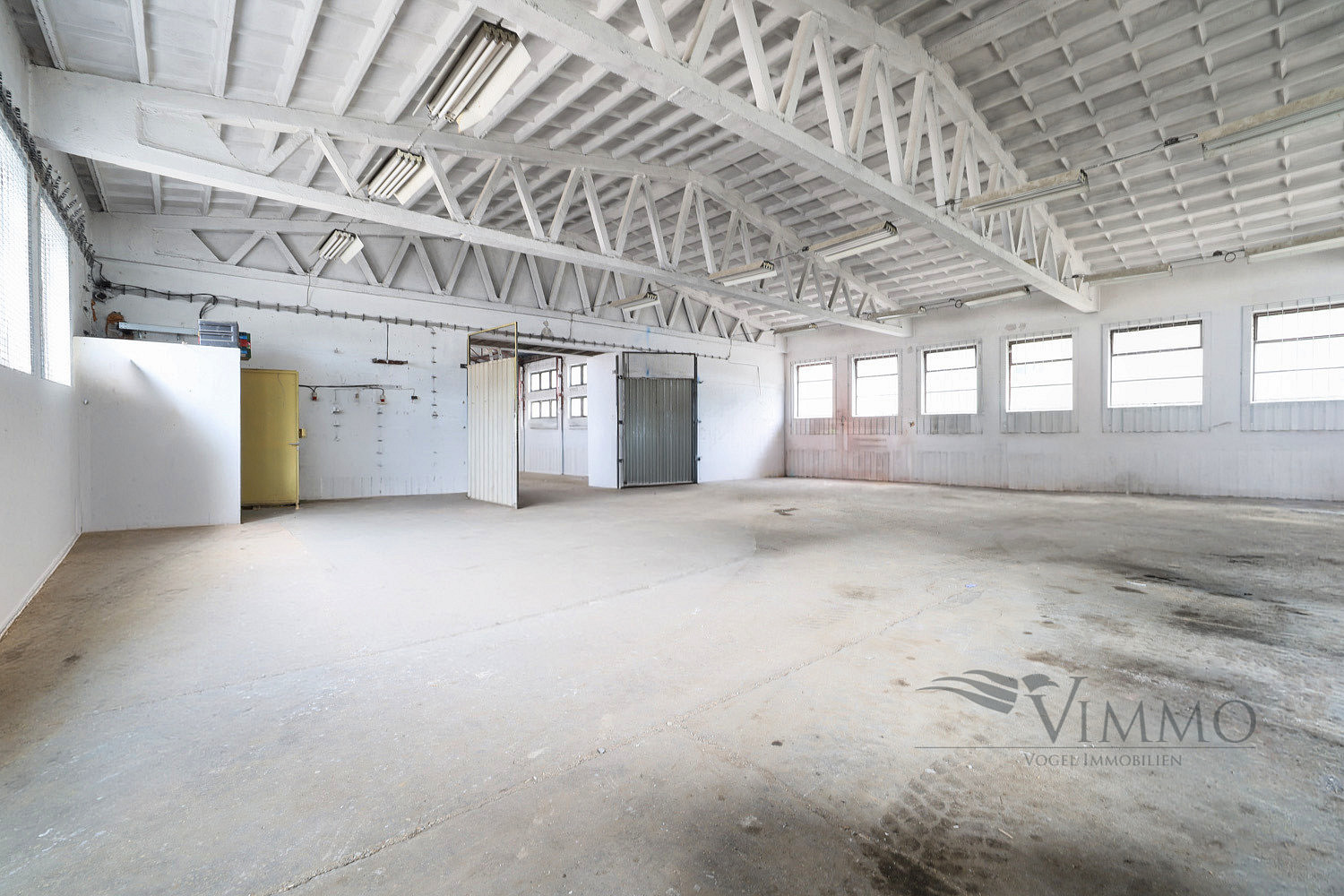 Pronájem skladovacích prostor 18 100 m² – fotografie 2