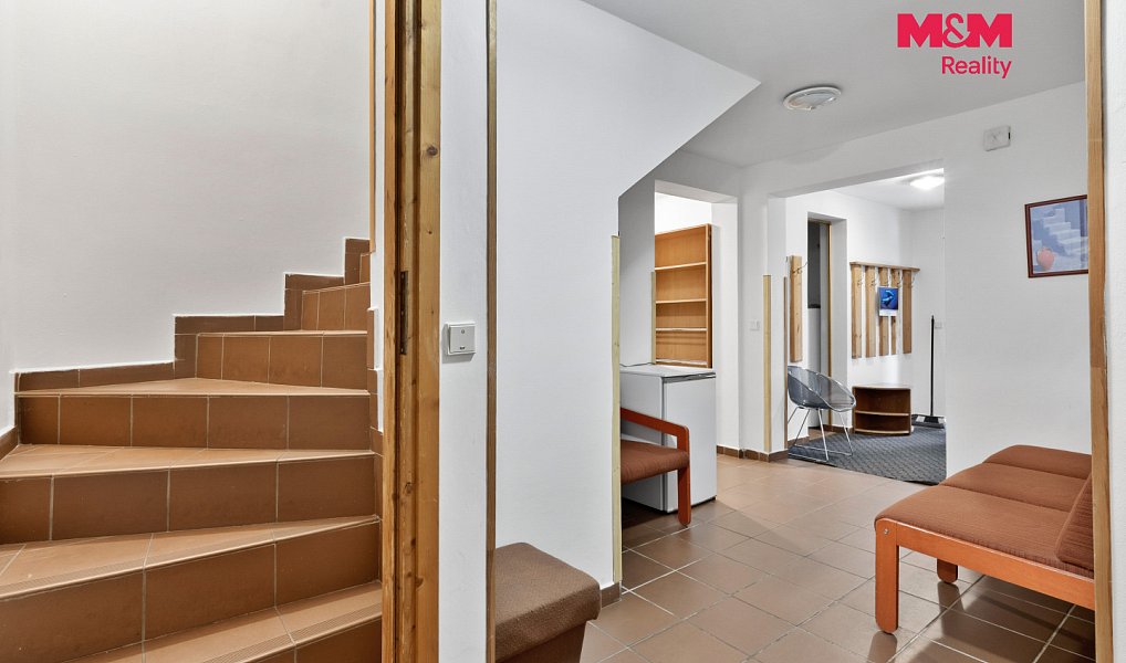 Prodej ubytovacího objektu 341 m², Harrachov – náhled fotky 24