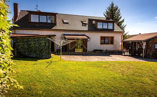 Prodej domu 210 m² s pozemkem 736 m², Černá v Pošumaví, okres Český Krumlov