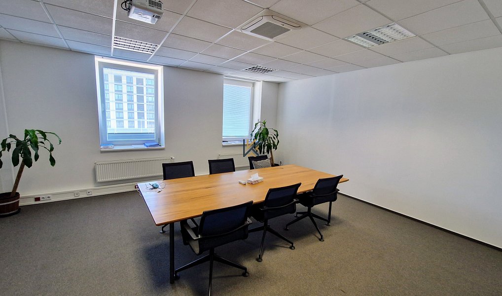 Pronájem kanceláře 191 m², Praha – náhled fotky 7