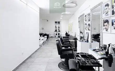 Pronájem komerčních prostor kadeřnictví &amp nehtové studio, náměstí T. G. Masaryka, Plzeň - Jižní Předměstí