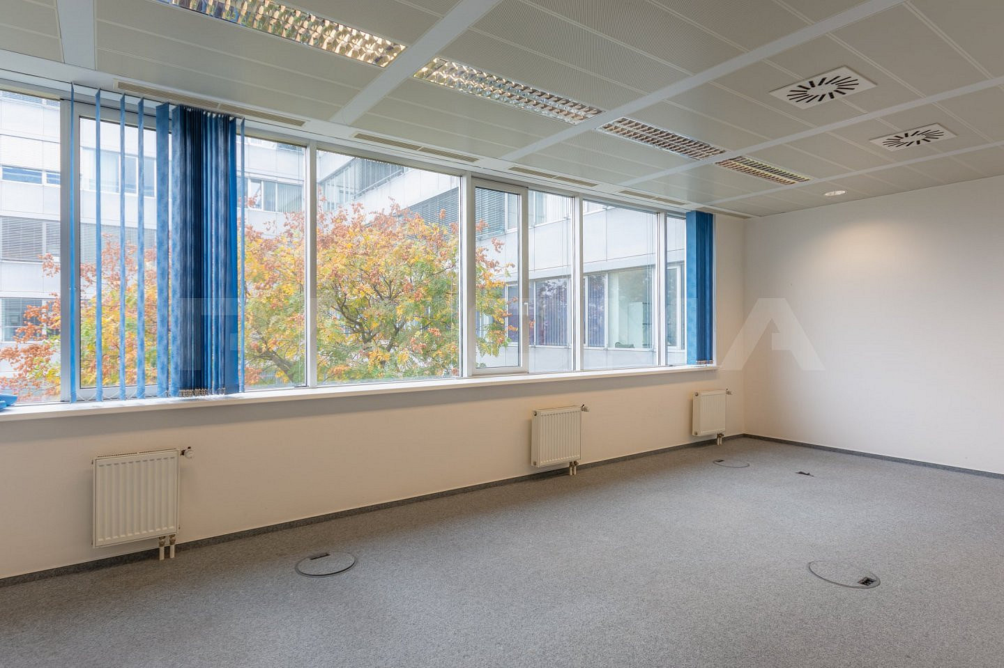 Pronájem kancelářských prostor o výměře 393 m² v objektu Technopark, ul. Pekařská (Praha 5) – pohled 4