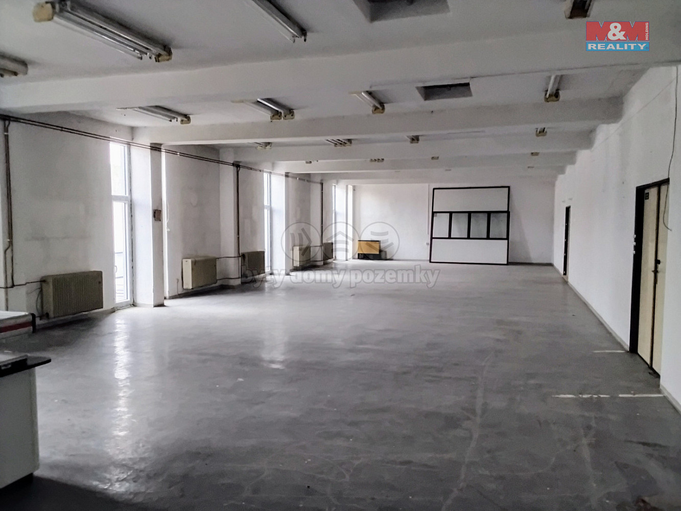 Pronájem obchodních prostor 201 m² — photo 3