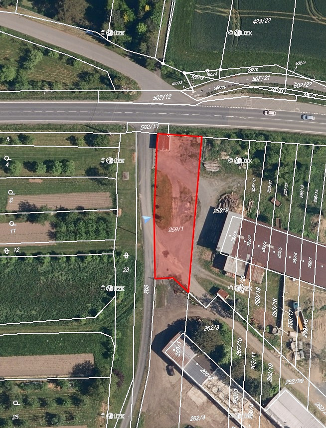 Prodej komerčního pozemku 898 m² – fotografie 2