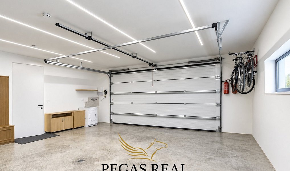 Prodej domu 220 m² s pozemkem 843 m², Pohořelice – náhled fotky 23