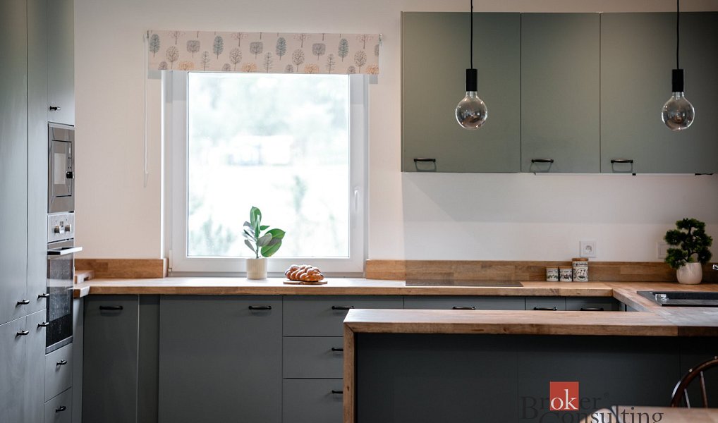 Prodej domu 194 m² s pozemkem 866 m², Litošice – náhled fotky 7