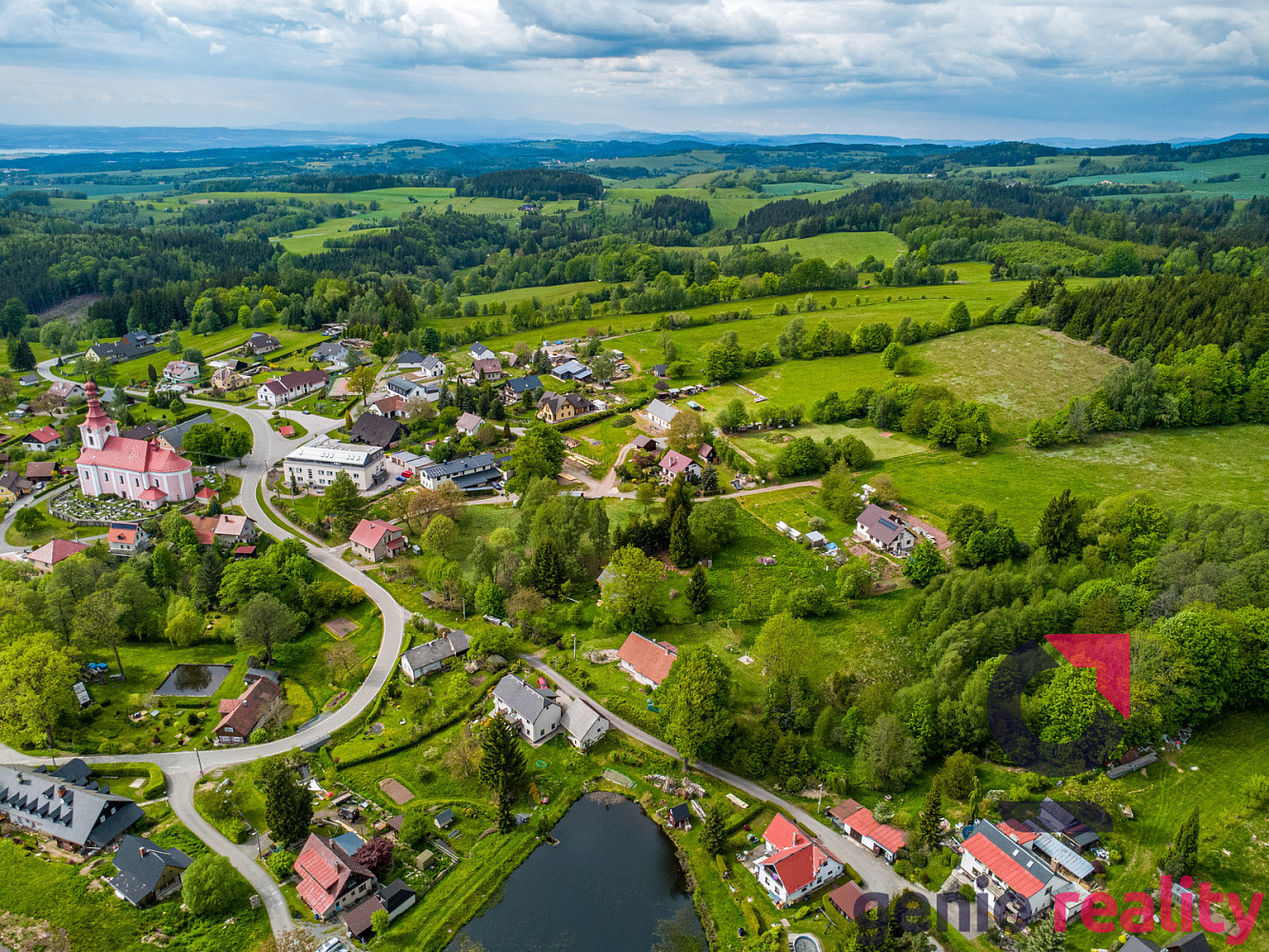 Prodej stavebního pozemku 1 607 m² – fotografie 5