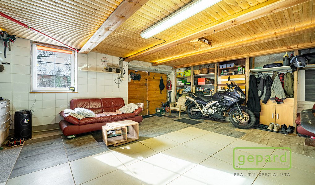 Prodej domu 341 m² s pozemkem 2 007 m², Třebeň – náhled fotky 44