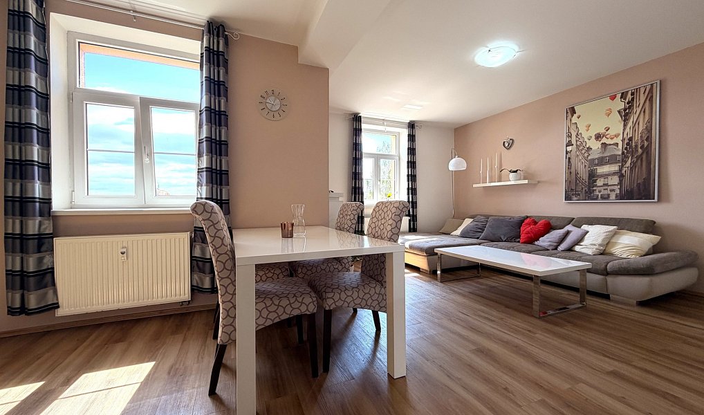 Pronájem bytu 3+kk 78 m², Plzeň – náhled fotky 2