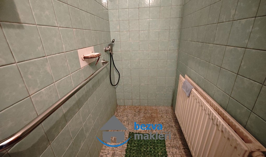 Prodej domu 213 m² s pozemkem 688 m², Chrast – náhled fotky 13