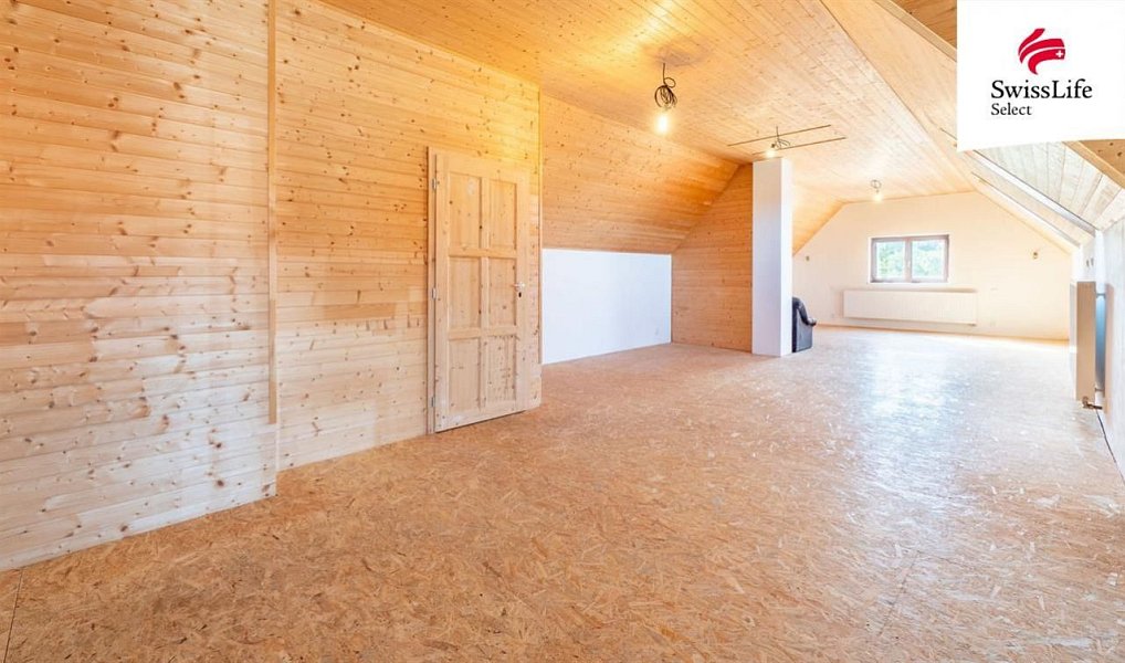 Prodej domu 240 m² s pozemkem 896 m², Kostomlátky – náhled fotky 6
