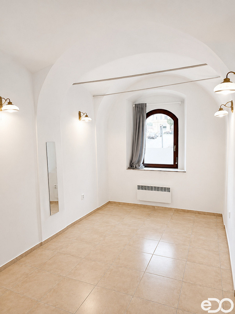 Pronájem obchodních prostor 20 m² — photo 2