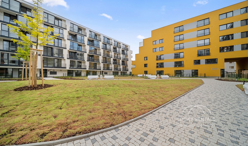Pronájem bytu 1+kk 31 m², Praha – náhled fotky 19