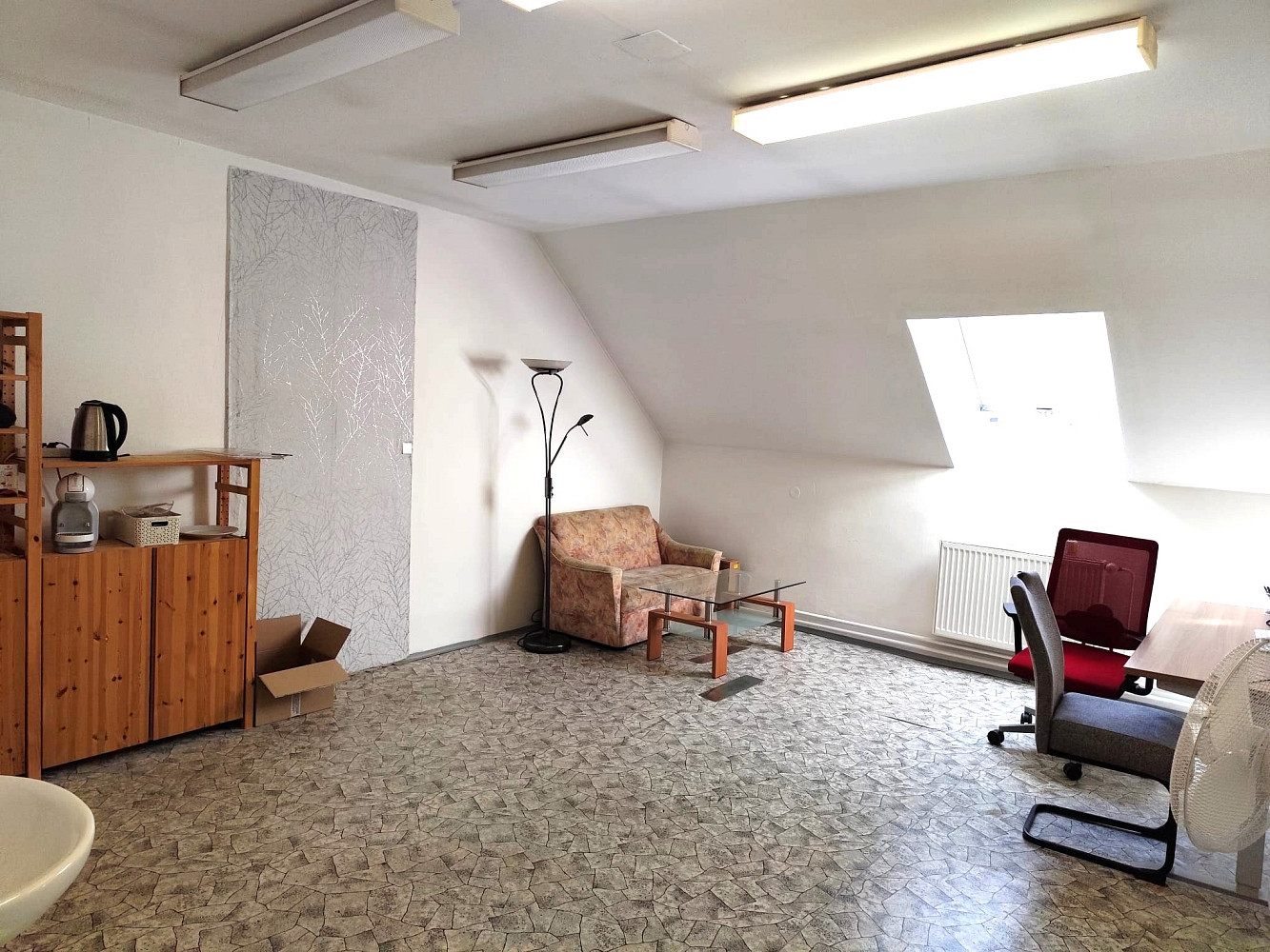 Pronájem obchodních prostor 24 m² – fotografie 3