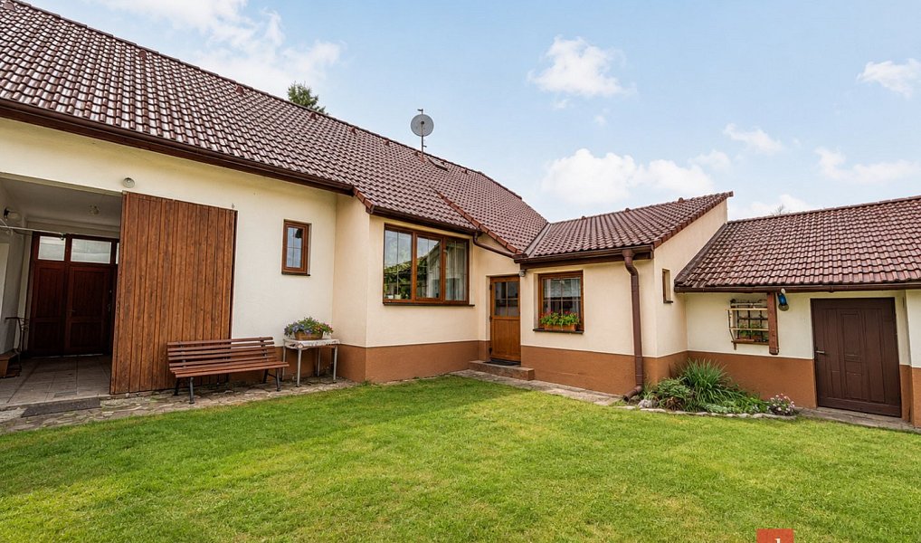 Prodej domu 105 m² s pozemkem 1 025 m², Hrotovice – náhled fotky 9