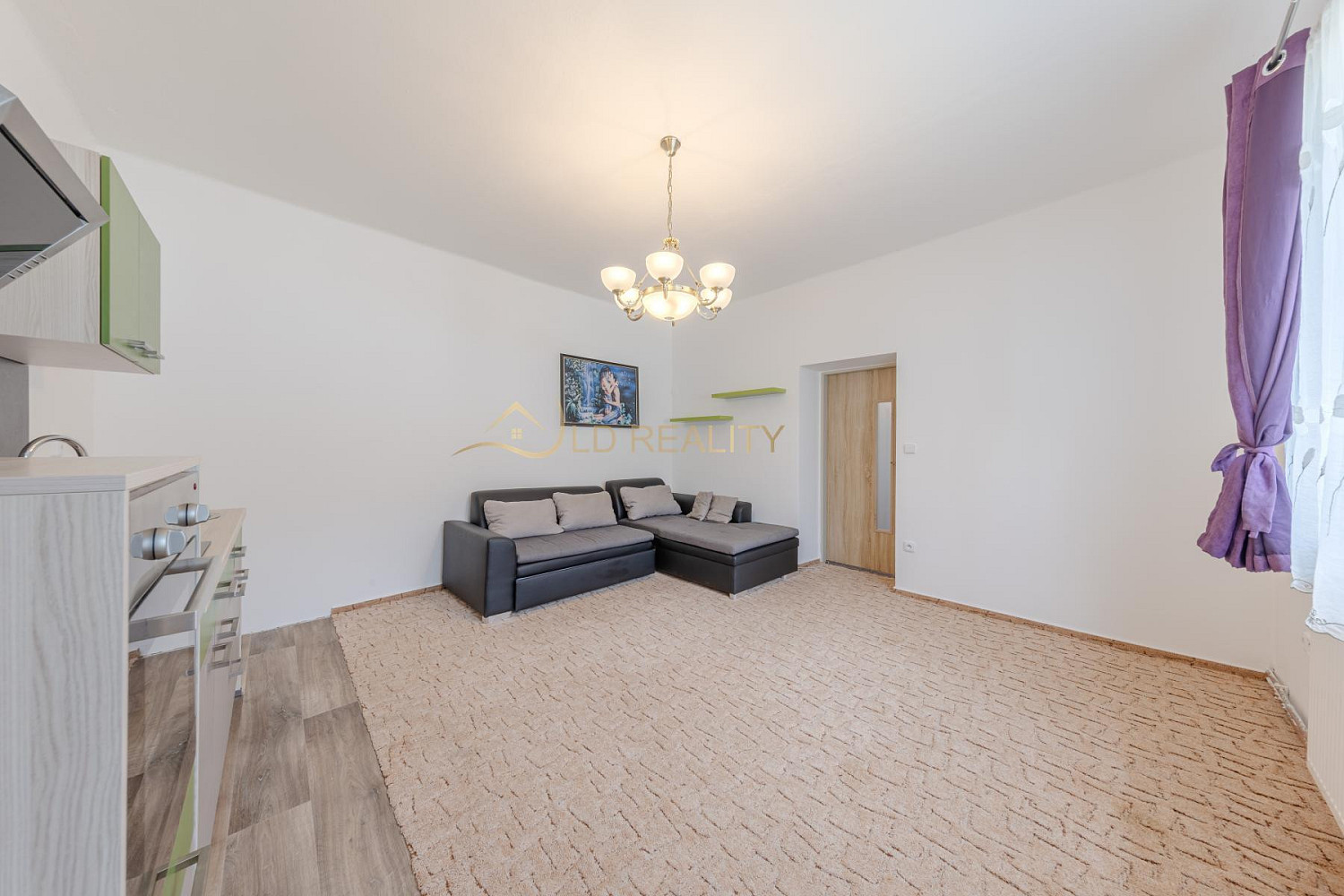 Pronájem bytu 3+kk 70 m² — photo 2