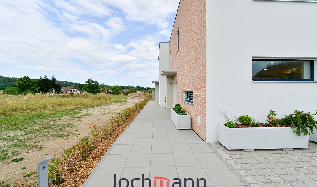 Pronájem domu 120 m² s pozemkem 300 m², Hluboká nad Vltavou – náhled fotky 2