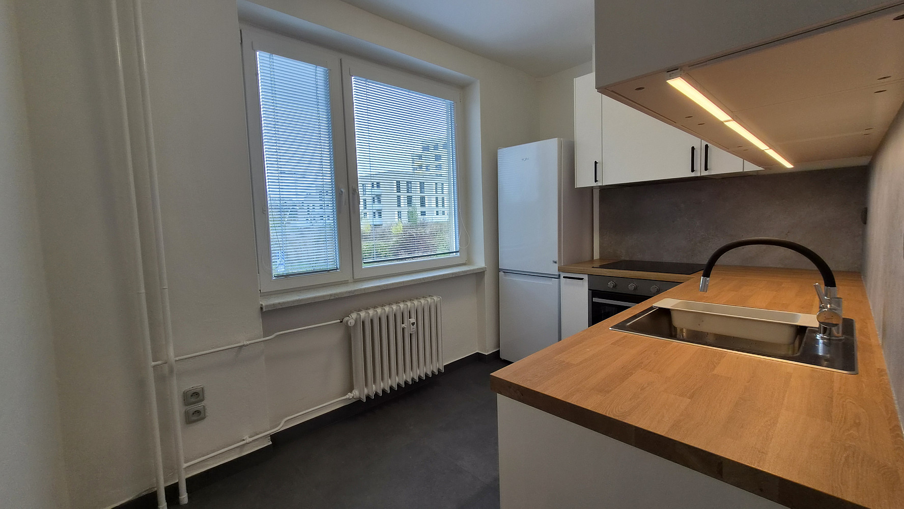 Pronájem bytu 2+1 58 m² – fotografie 2