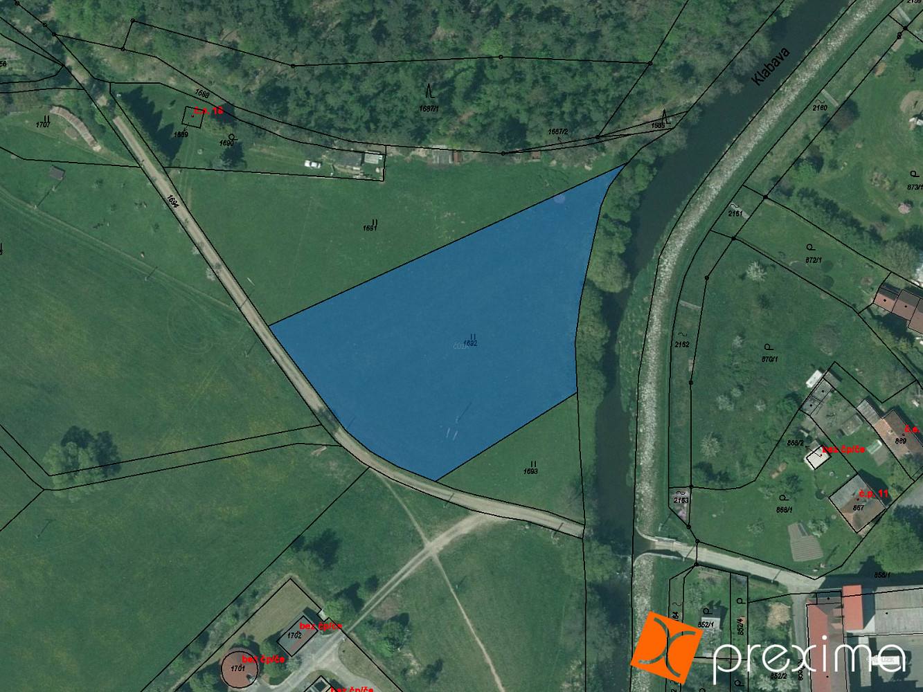 Prodej pozemku 2 412 m²