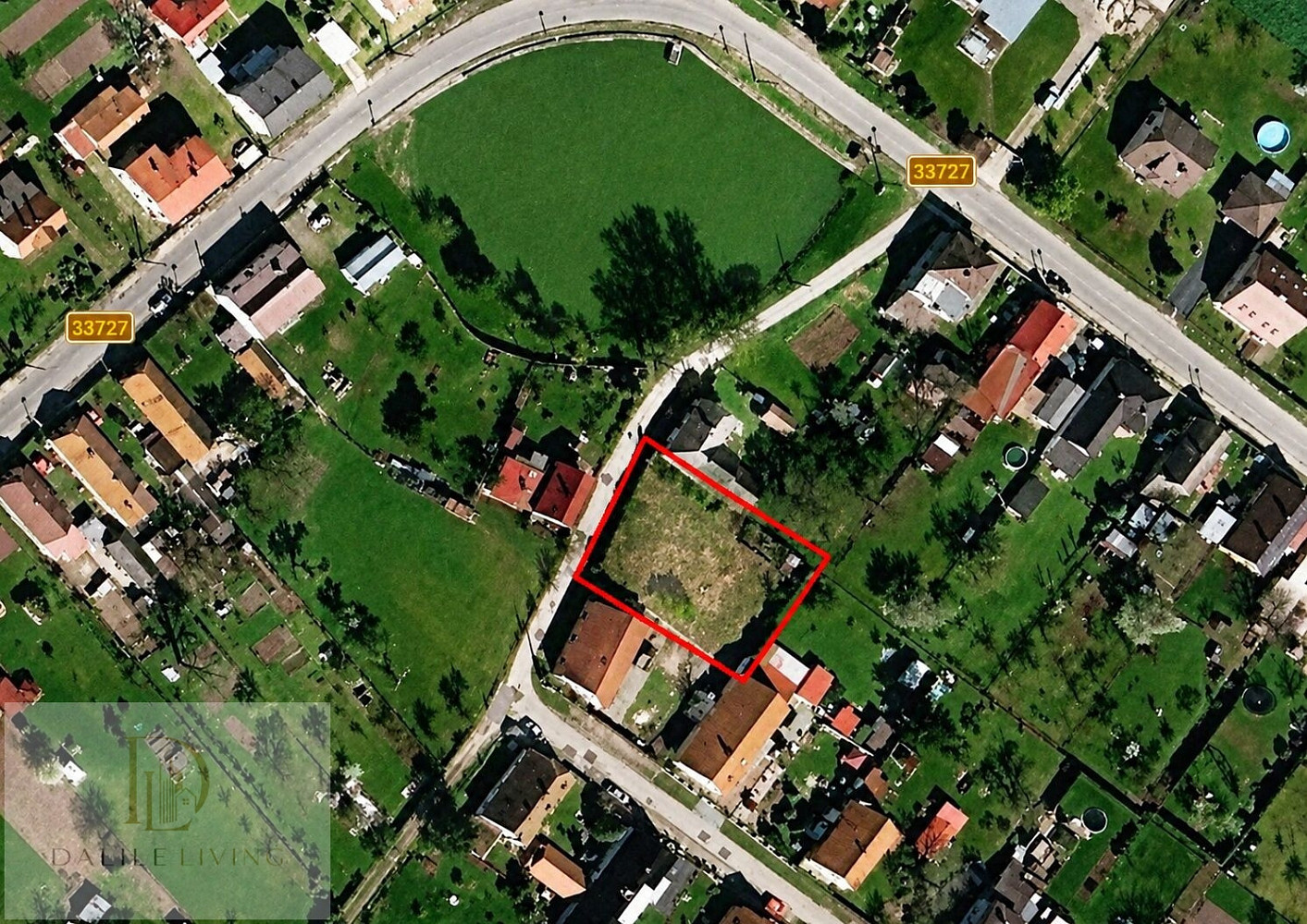 Prodej stavebního pozemku 784 m²