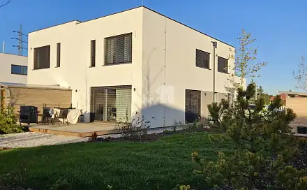 Pronájem domu 119 m² s pozemkem 355 m², Pechlátova, Kladno - Dubí