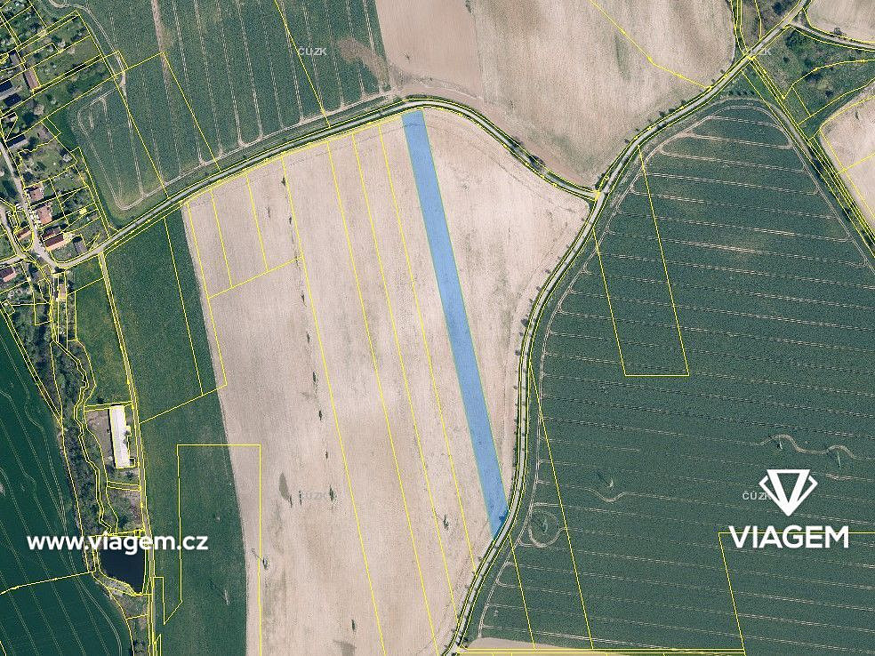 Prodej pole 2 065 m² – fotografie 3
