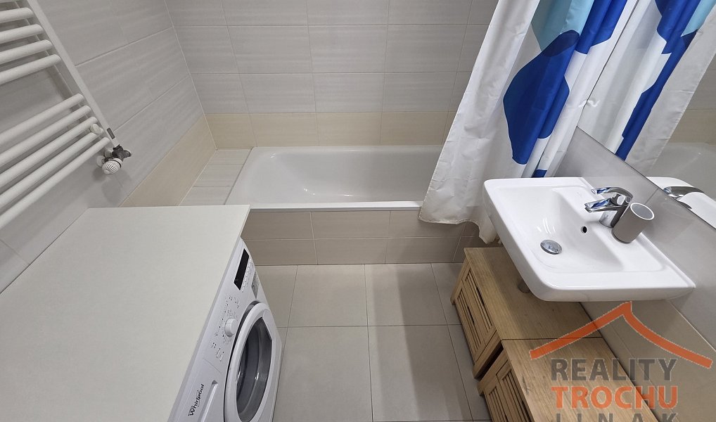 Prodej bytu 2+kk 62 m², Pardubice – náhled fotky 12