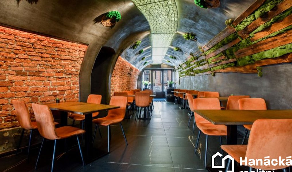Prodej restaurace 200 m², Olomouc – náhled fotky 2