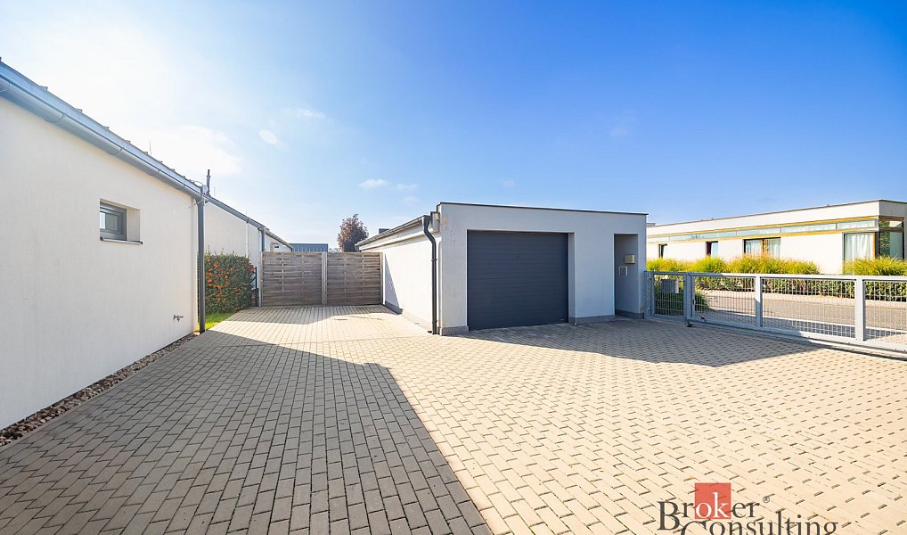 Prodej domu 154 m² s pozemkem 906 m², Nymburk – náhled fotky 42