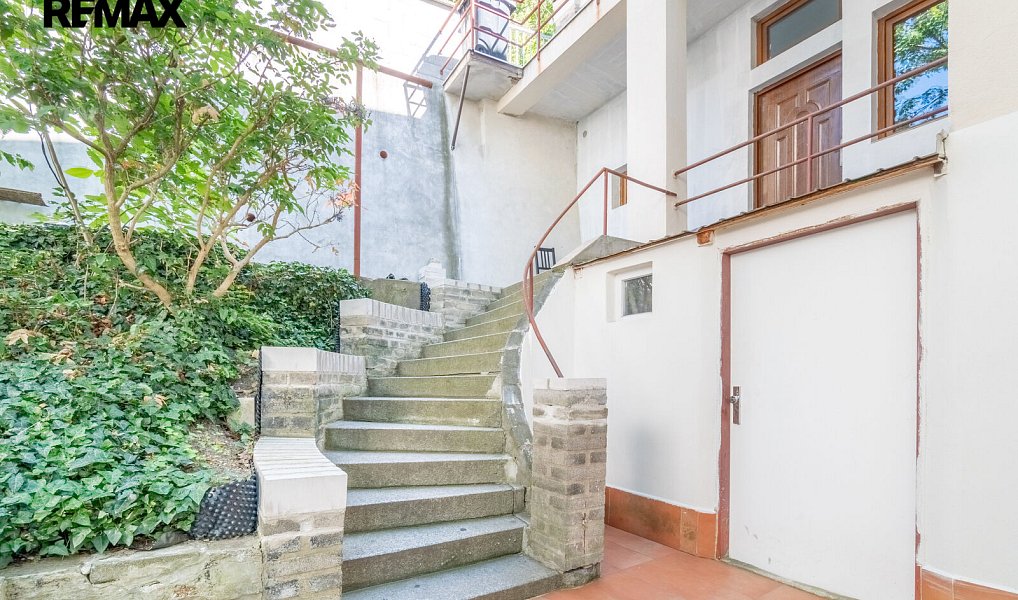 Prodej obchodních prostor 19 m², Praha – náhled fotky 11