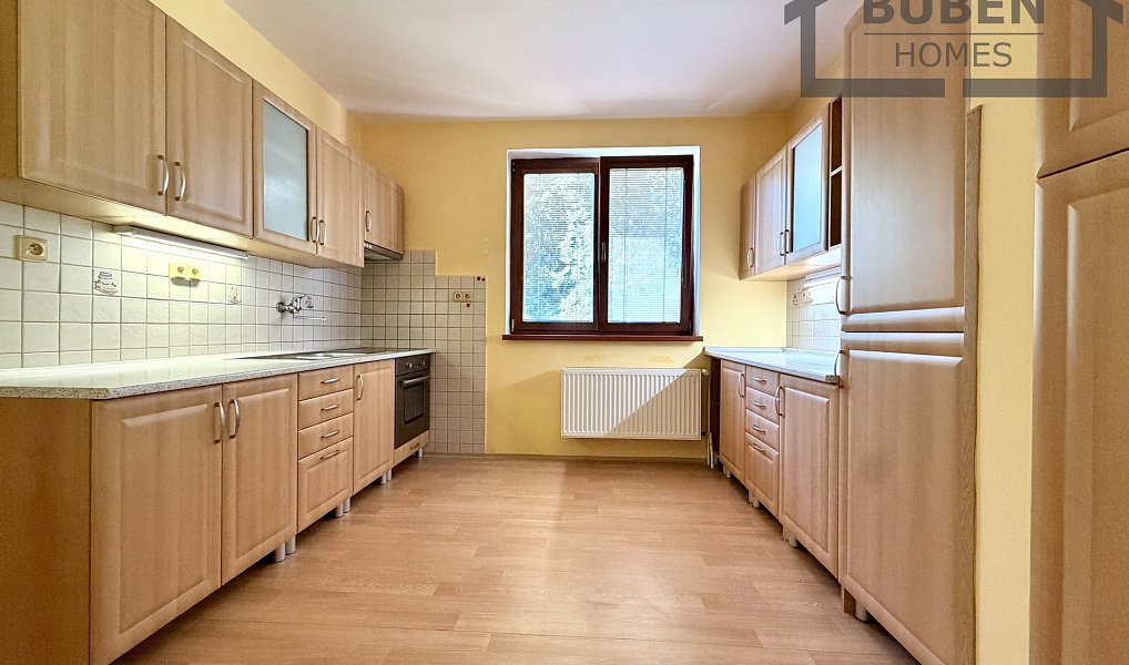 Prodej domu 270 m² s pozemkem 625 m², Tachov – náhled fotky 3