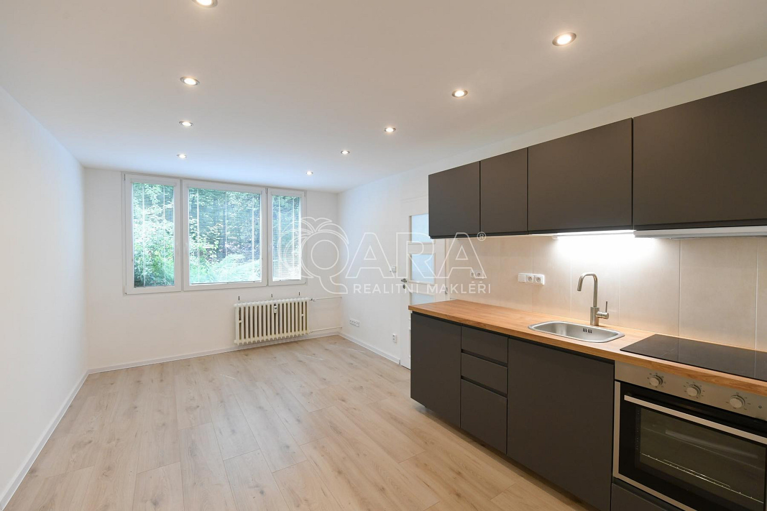 Prodej bytu 2+kk 39 m² — photo 3