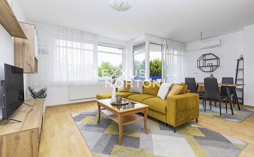 Prodej bytu 2+kk 66 m², Nad Okrouhlíkem, Praha 8 - Libeň